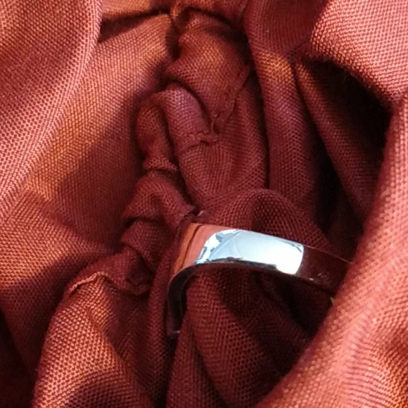 DIAMOND'S  UNISEX  RING! - Picture 4 of 5